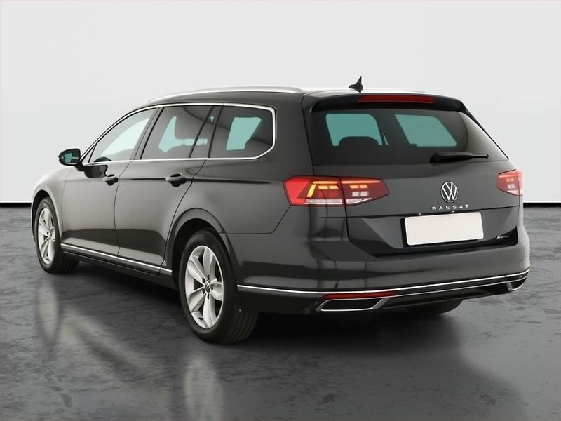 Volkswagen Passat (2021) Elegance 2.0 TDI - fotka 4 z 18