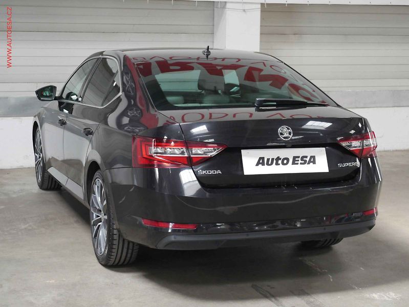 Škoda Superb (2017) 2.0 TDi, 2.maj,ČR, L&K, DSG - fotka 4 z 25