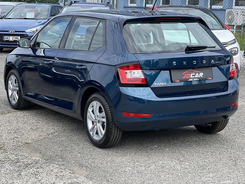 Škoda Fabia 1.0TSi 70kw KAMERA TEMPOMAT - fotka 5 z 43