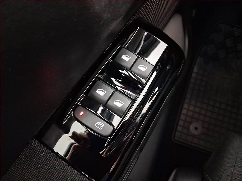 Citroën C3 (2021) Feel Pack 1.2 PureTech - fotka 15 z 20