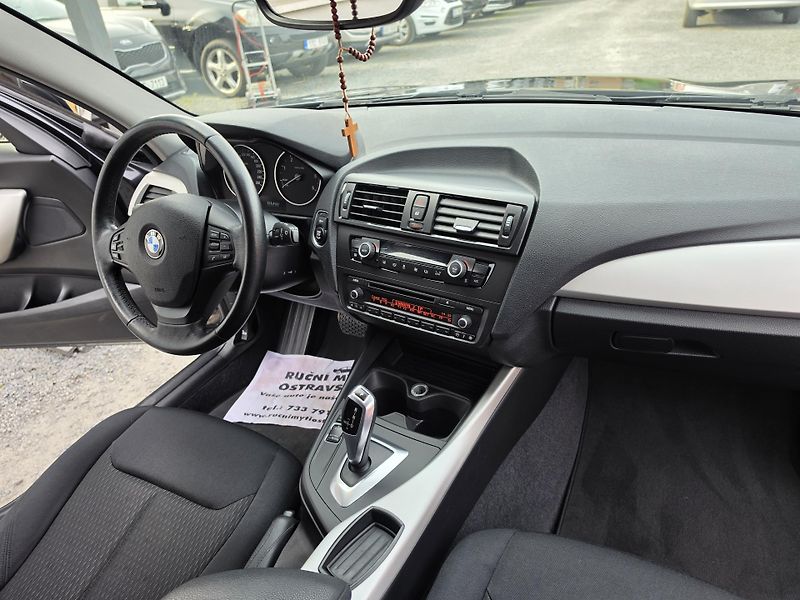 BMW Řada 1 120D Automat  - fotka 16 z 22