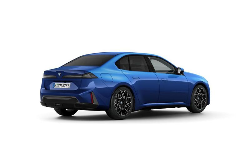 BMW Řada 3 i3 50 xDrive - fotka 2 z 4
