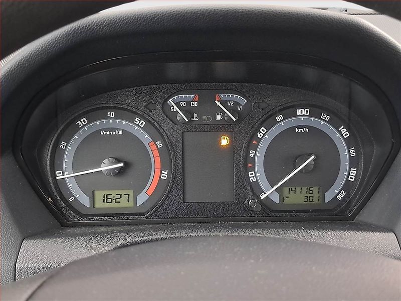 Škoda Fabia (2007) 1.2 12V, po STK, v provozu - fotka 11 z 13