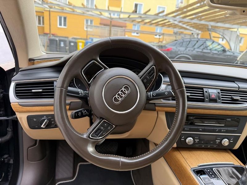Audi A7 (2012) Audi A7 3.0 TDI quattro - fotka 2 z 19
