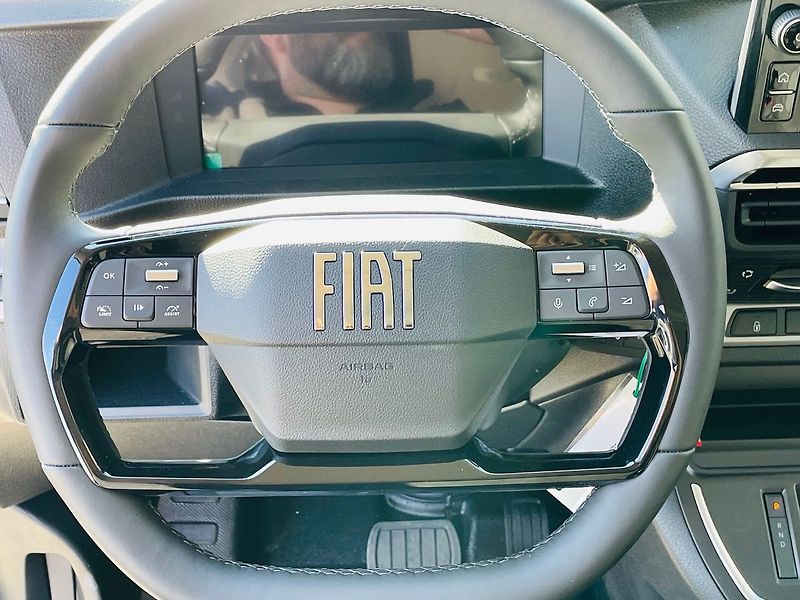 Fiat Ulysse (2026) ICON 2.2 MTJ 180k 8AT L3 - fotka 18 z 21
