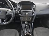 Ford Focus (2016) 1.0 Ecoboost Titanium - náhled 15