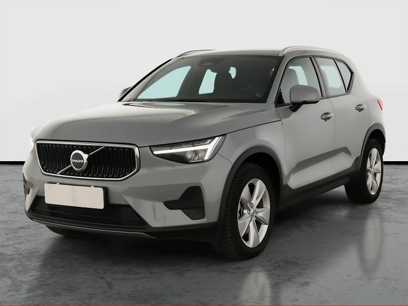 Volvo XC40 (2023) B3, ČR, DPH - fotka 2 z 18