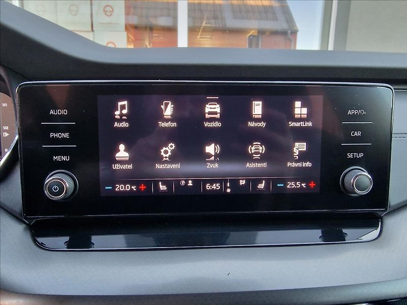 Škoda Octavia 2.0TDI DSG Ambition,ČR,1.Maj. - fotka 25 z 50
