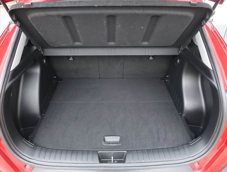 Hyundai Kona (2024) Smart 1.0 T-GDI - fotka 14 z 21