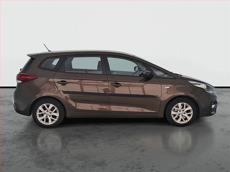 Kia Carens (2019) 1.6 GDI, Serv.kniha, Tempomat - fotka 6 z 16