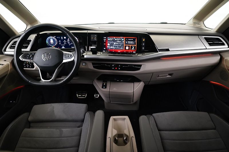 Volkswagen Multivan - fotka 5 z 32