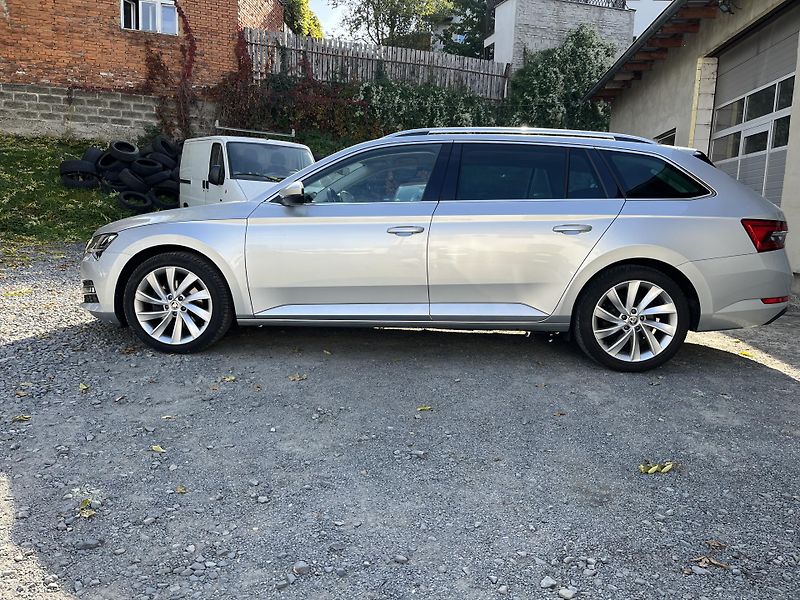 Škoda Superb (2022) 2,0 TDi 110 Kw DSG AMBIENTE + - fotka 8 z 18