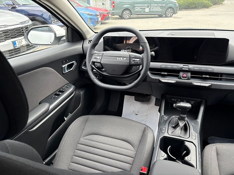 Kia Ostatní (2026) SW 1,6 T-GDi GPF 7DCT SPIN 110 - fotka 14 z 18