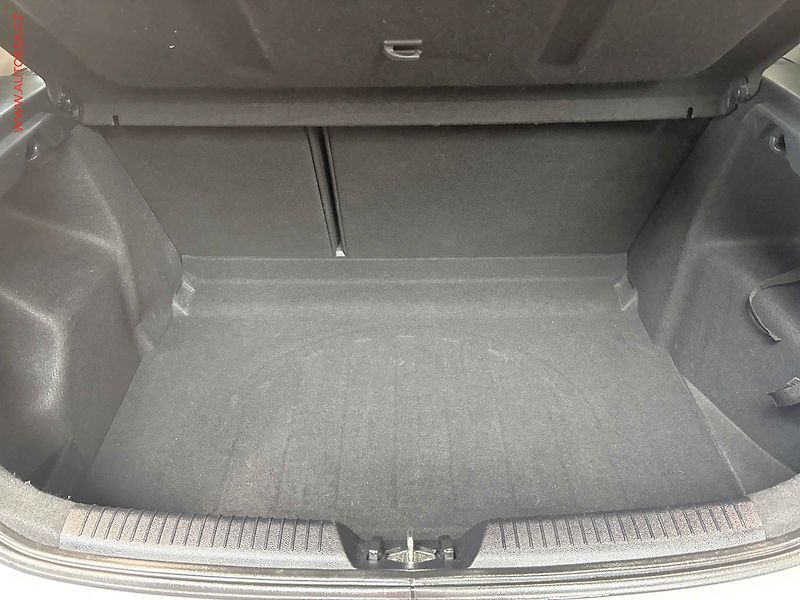 Kia Ceed (2018) 1.6 GDi, 2.maj, STK7/28 - fotka 7 z 14