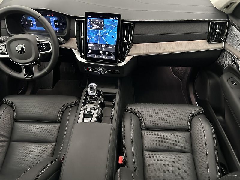 Volvo XC90 2.0 T8 4x4 ULTRA BRIGHT - fotka 16 z 34