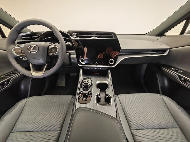 Lexus Ostatní 500e Prestige - fotka 34 z 45