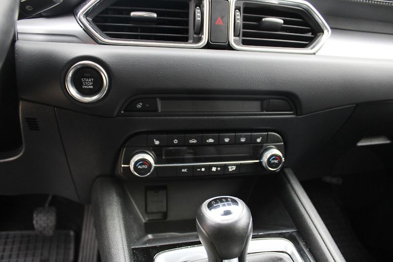 Mazda CX-5 (2022) 2,0i NAVI LED KLIMA 360 KAMERA - fotka 26 z 28