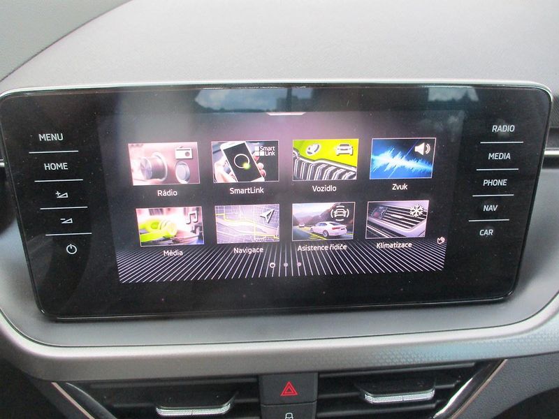 Škoda Kamiq 1.5TSi 110kW 7DSG STYLE PLUS - fotka 19 z 49