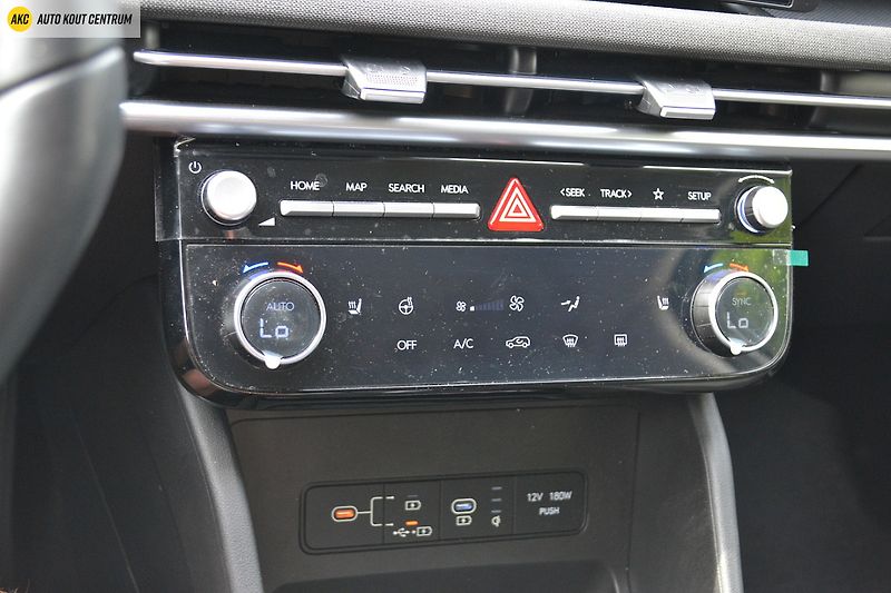 Hyundai Tucson 1.6T-GDI STYLE FL 118KW - fotka 28 z 54