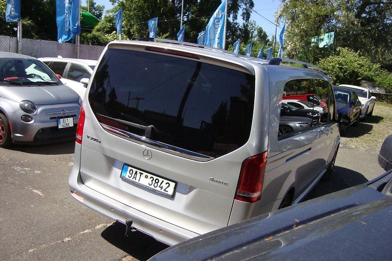 Mercedes-Benz Třídy V (2023) 300d 4-M,Extra Long,ČR,1.M.6m - fotka 7 z 71