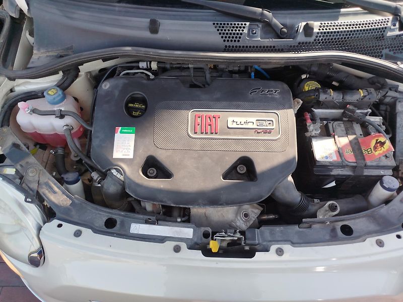 Fiat 500 (2011) Cabtio 0.9 - fotka 27 z 27