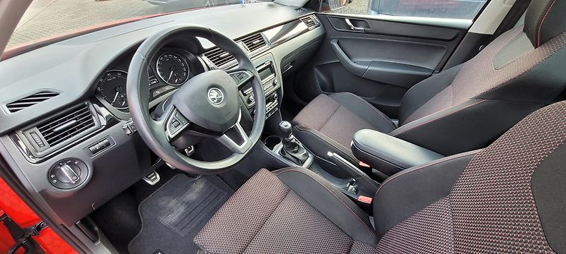 Škoda Rapid (2014) 1,2TSi 77kW Xenony StylePlus - fotka 18 z 37