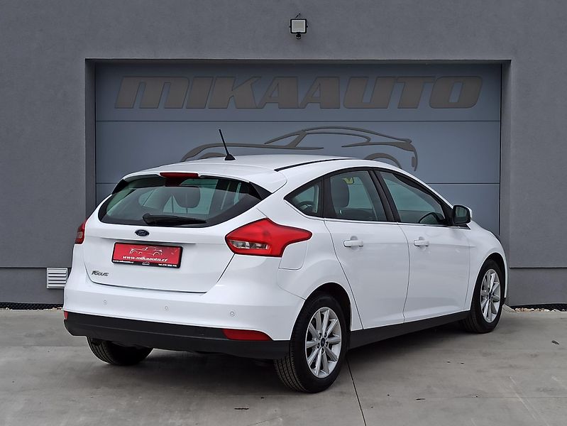 Ford Focus 1.5TDCi 88kW ČR,1.MAJ.TITANIUM - fotka 5 z 30