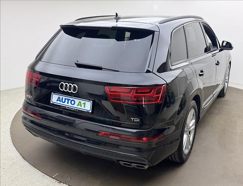 Audi SQ7 4,0 V8 MATRIX BOSE DPH 360° CZ - fotka 4 z 52