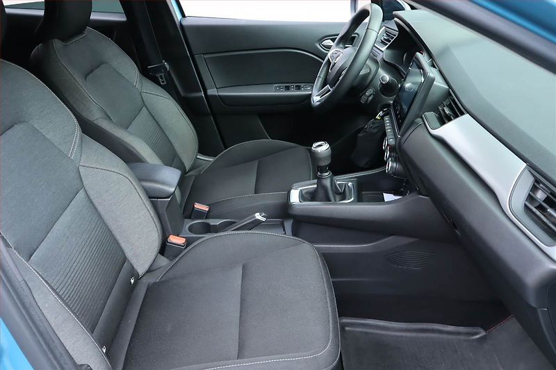 Renault Captur (2021) 1.0 TCe, Serv.kniha, Tempomat - fotka 9 z 18