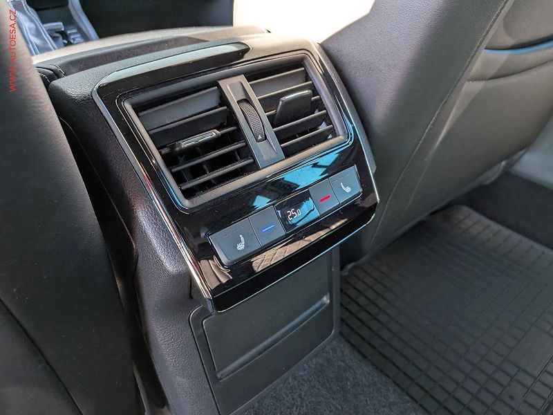 Škoda Superb (2021) 2.0TSi 4x4, ČR, SportLine - fotka 20 z 23
