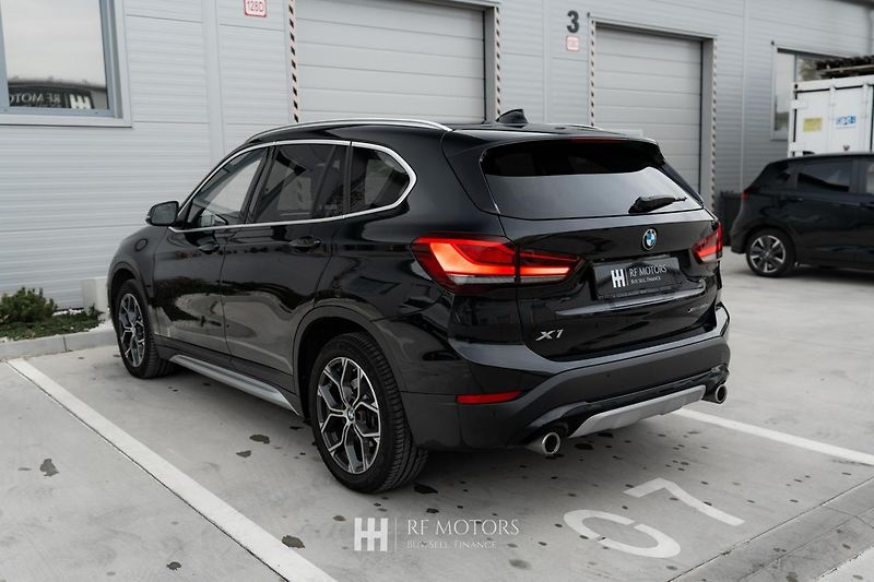 BMW X1 (2019) xDrive20d xLine - fotka 7 z 18
