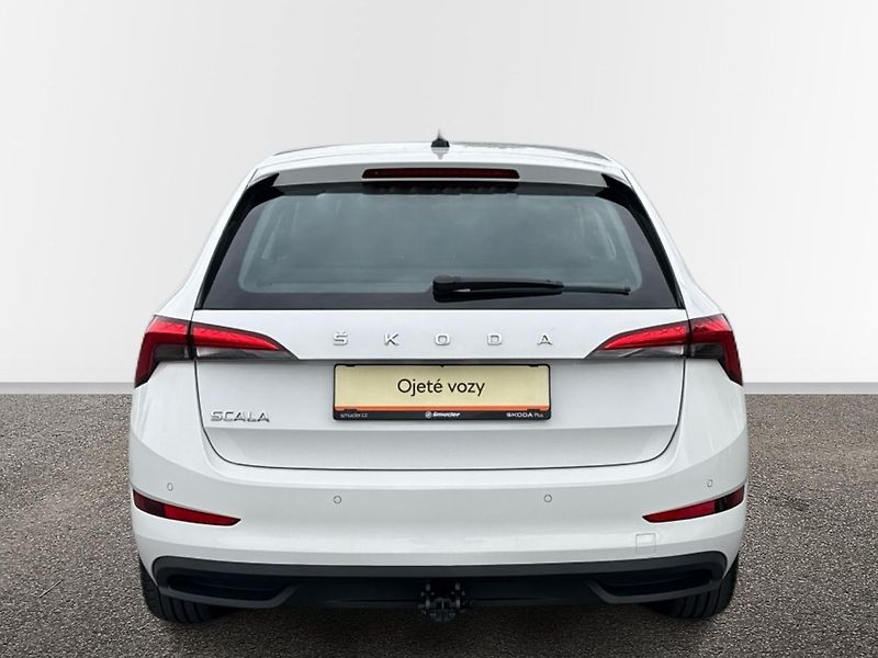 Škoda Scala Active - fotka 17 z 29