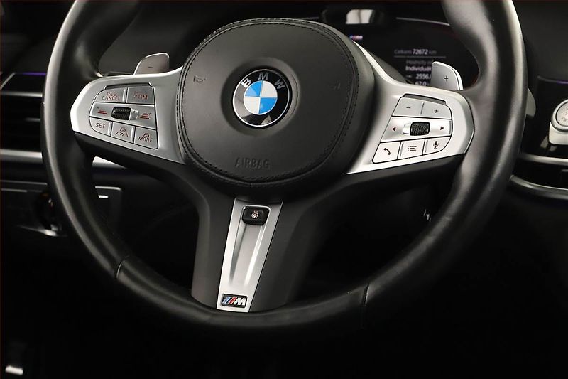 BMW Řada 7 (2022) 730d xDrive - fotka 20 z 21
