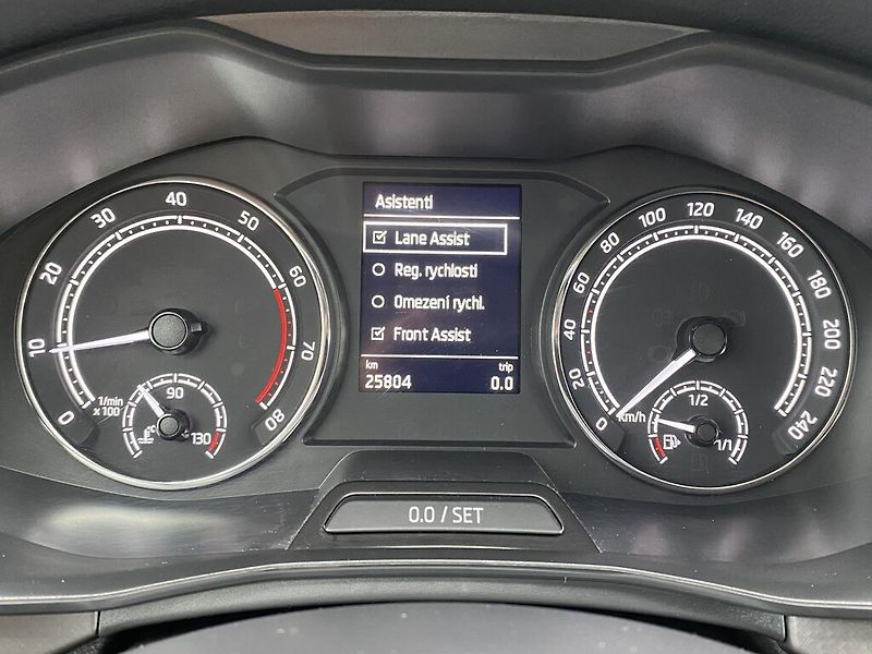 Škoda Kamiq 1.0 TSI 81 kW Style - fotka 9 z 26