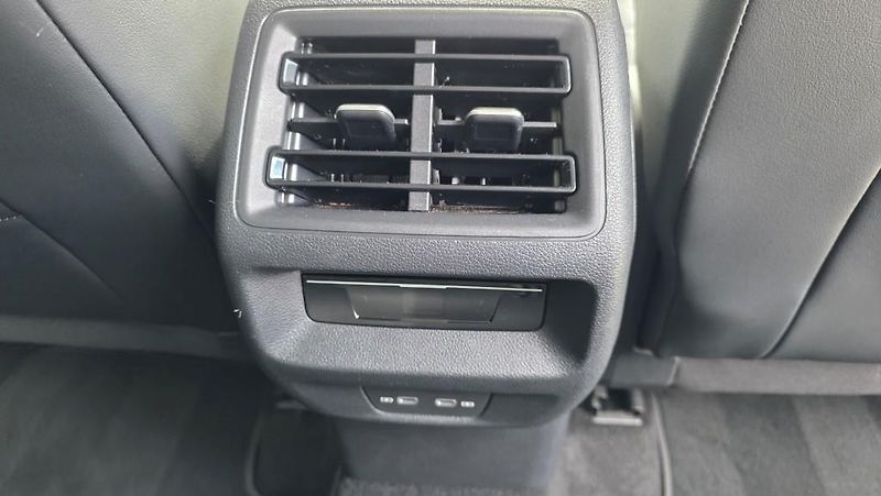 Volkswagen Tayron (2025) 1.5 eTSI 110 kW DSG7 7míst  - fotka 15 z 42