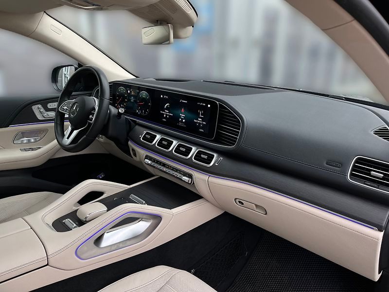 Mercedes-Benz GLE Coupé 400 d 4MATIC kupé AMG Li - fotka 15 z 18