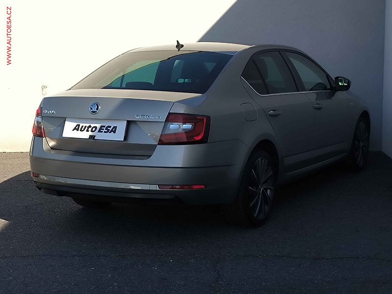 Škoda Octavia (2017) 2.0 TDi, ČR, L&K, DSG, LED - fotka 4 z 27