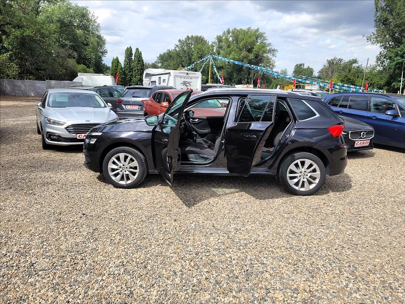 Škoda Kamiq 1,0 TSI,TFT,NAVI,VÝHŘEV,KLIMA - fotka 17 z 50