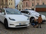 Vozový park Městské policie Tábor jako první v republice rozšiřil elektromobil Tesla Y zhruba za 1,3 milionu. Oficiální představení zásahového vozu veřejnosti se uskutečnilo ve středu 20. listopadu odpoledne na Žižkově náměstí.
