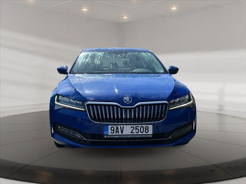 Škoda Superb 2,0 TDI 110 Style DSG - fotka 2 z 11