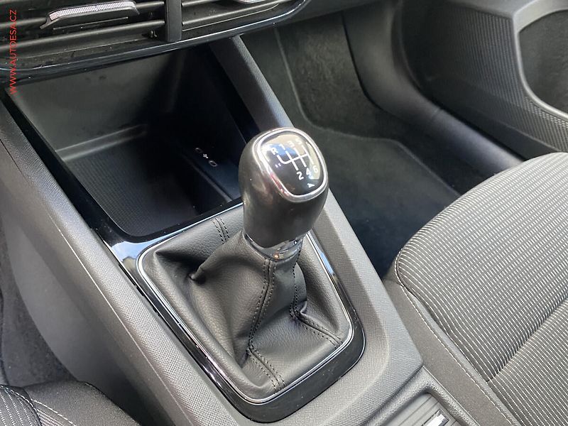 Škoda Octavia (2020) 2.0 TDi, 2.maj,ČR, Ambition - fotka 17 z 17