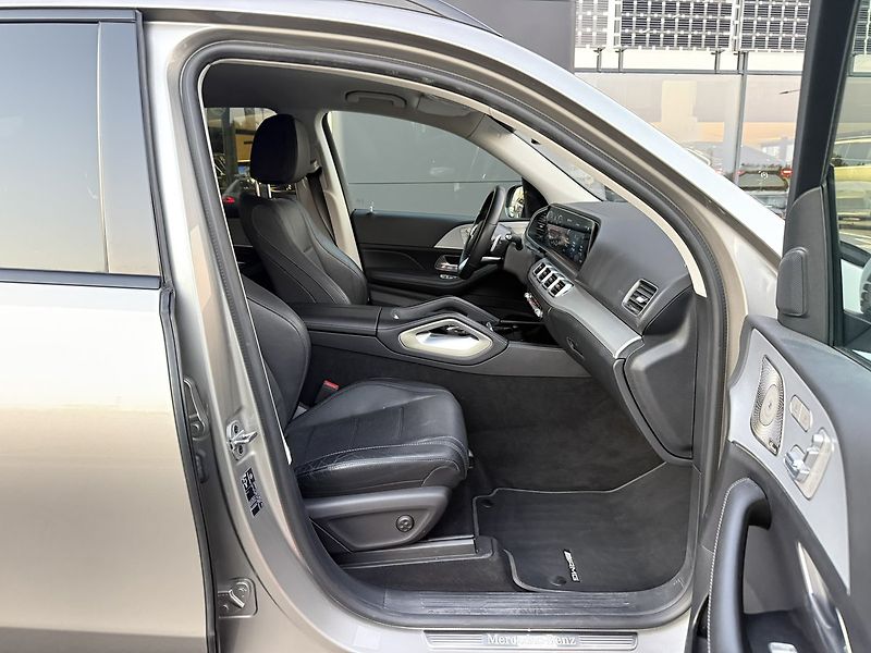 Mercedes-Benz GLE (2021) 350 de 4MATIC SUV - fotka 41 z 50