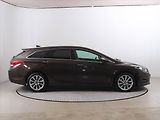 Hyundai i40 (2018) 1.7 CRDi, Automat, Kůže, Navi - náhled 6