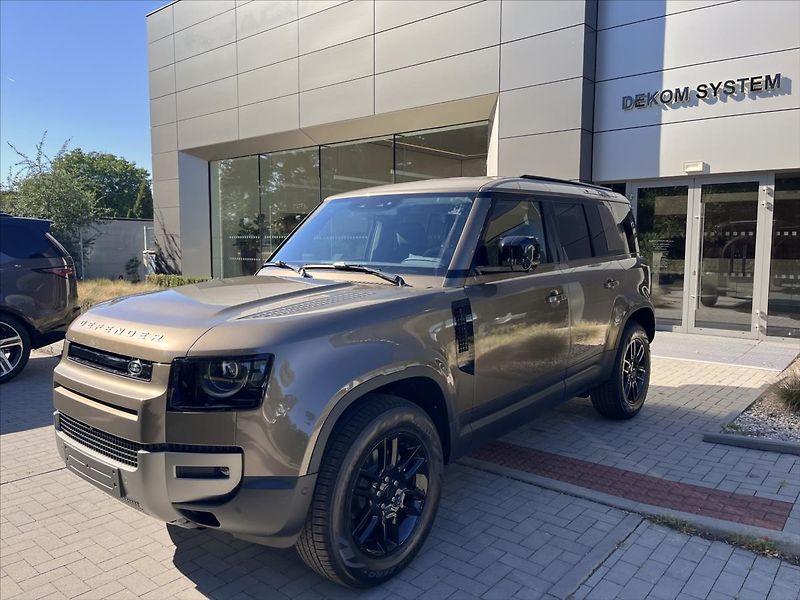 Land Rover Defender (2026) 3,0 110 S D250 AWD - fotka 1 z 17