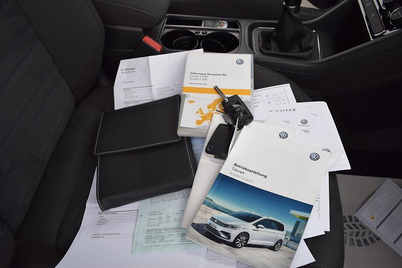 Volkswagen Touran (2018) 1.4TSI 110kw CLBMT 7MÍST NAVI - fotka 49 z 49
