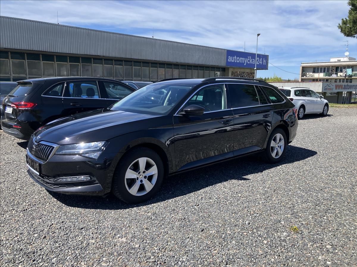 Škoda Superb 2,0 TAŽNÉ,EL.KUFR,VIRTUÁL