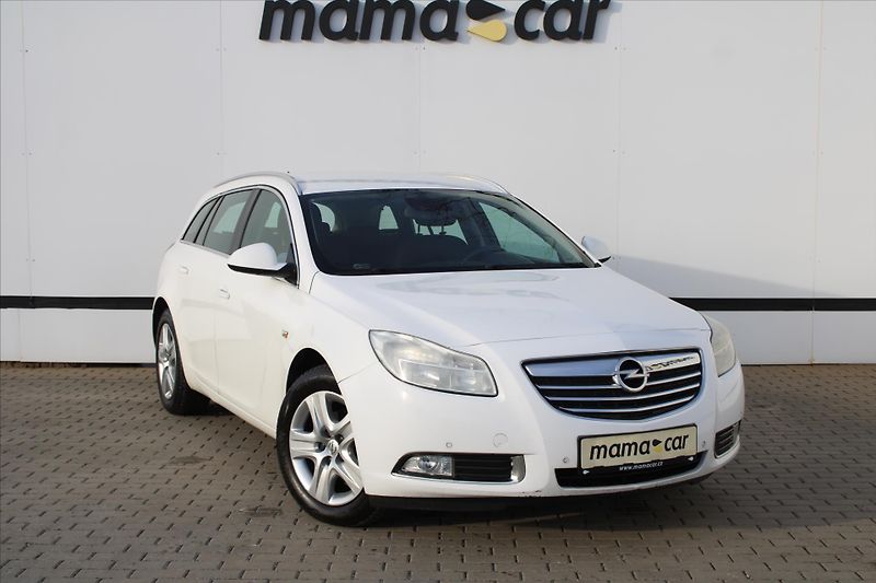 Opel Insignia 2.0 CDTI NAVI - fotka 1 z 20