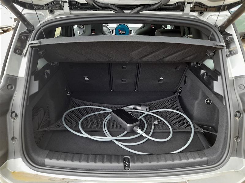Mini Countryman 0,0 JCW ALL4 - fotka 29 z 31