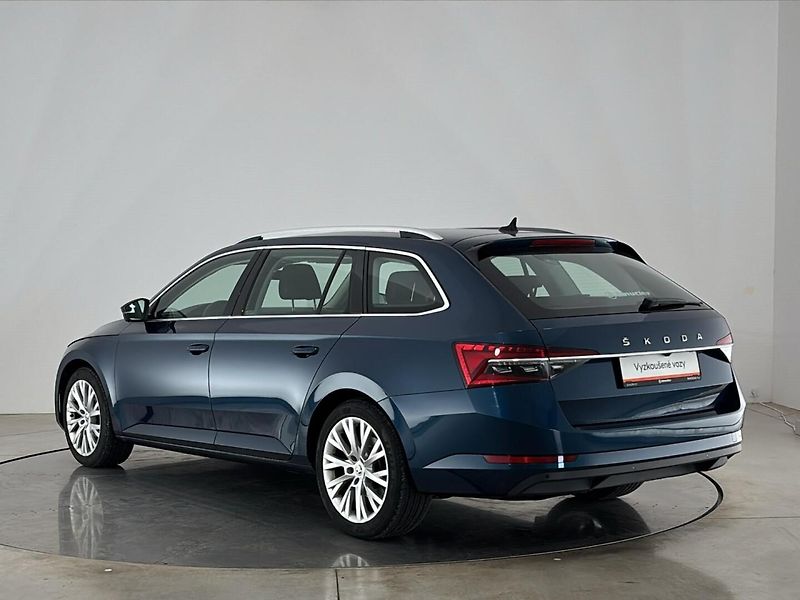Škoda Superb Style DSG - fotka 15 z 30