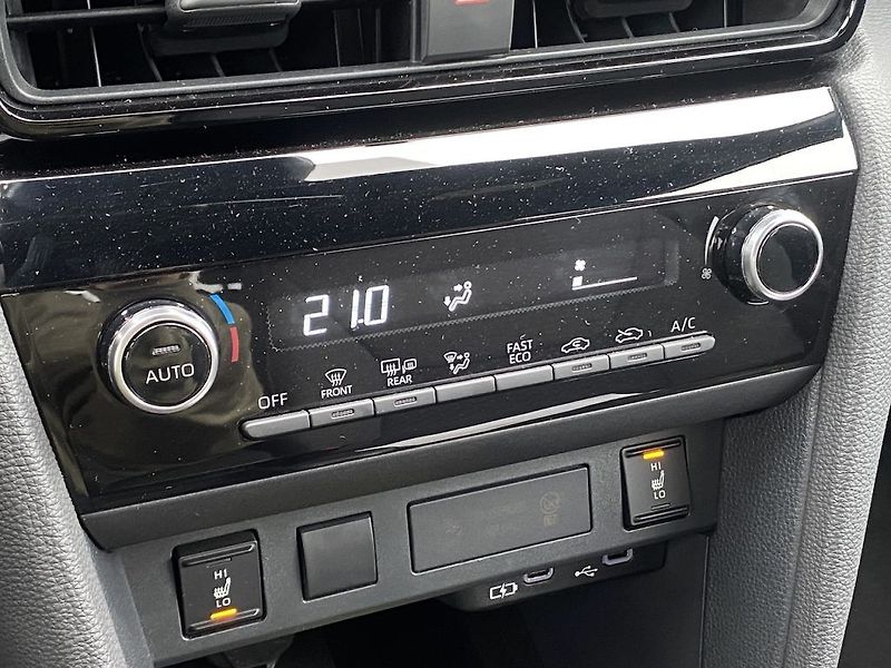 Toyota Yaris Cross 1.5HEV, ČR-1m, Style, DPH - fotka 20 z 26